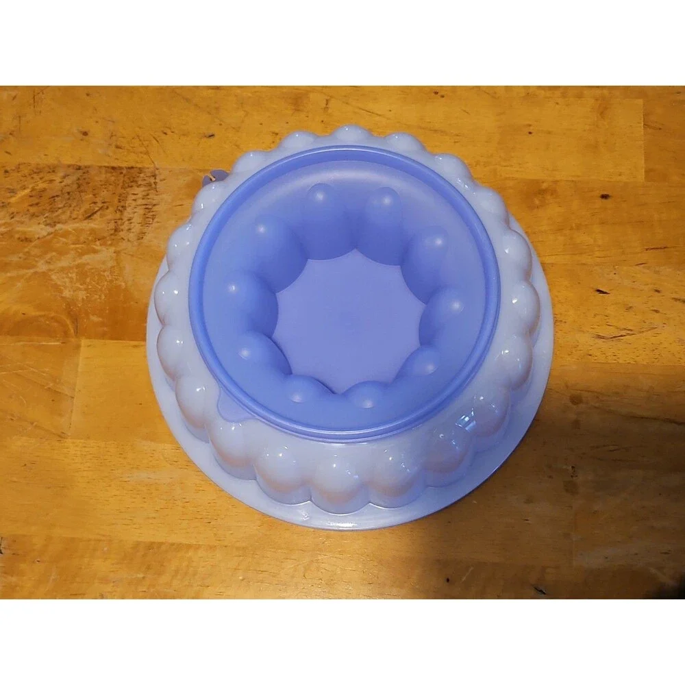 Vintage Tupperware Lavender & Purple #1202 Jel-Ring Jello Mold 3 Piece Set EUC